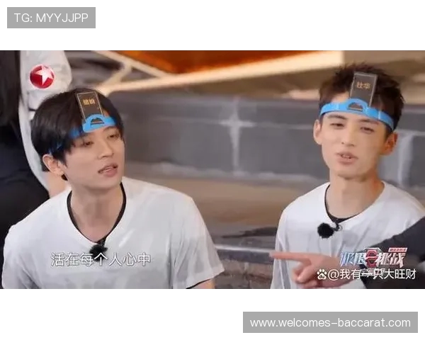 《闯入陌生人家中展开自拍冒险的极限挑战游戏》